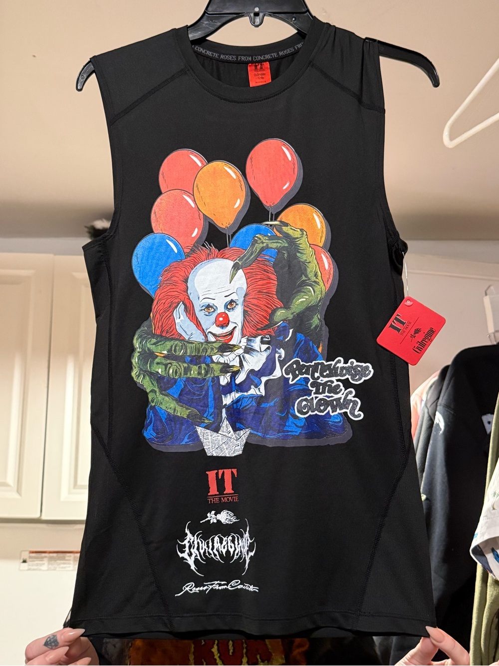 IT Movie Graphic Sleeveless Tank Top - Black